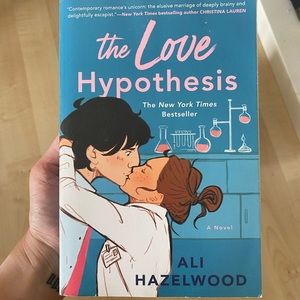 Love Hypothesis — Ali Hazelwood